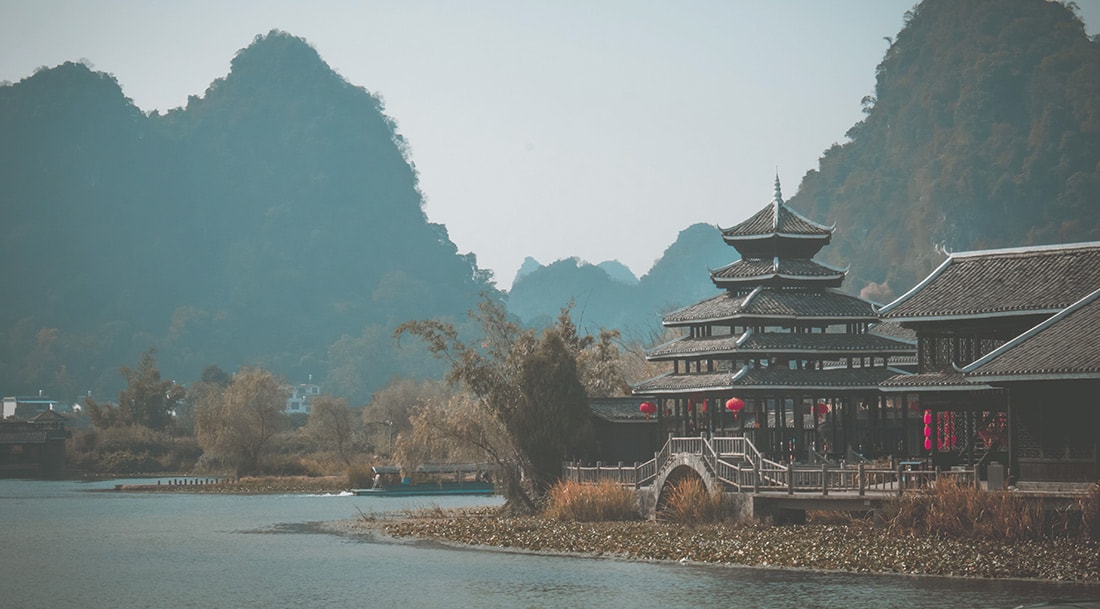 The first place we visited was the Yangshuo county, known for its dramatic karst mountain landscape.
